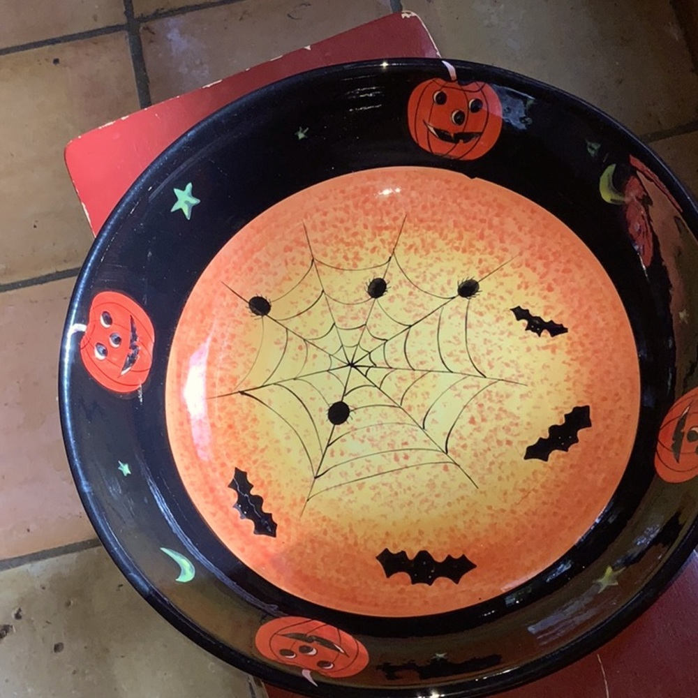 Halloween bowl 13”